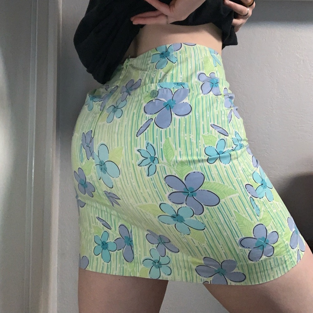 Perfect Condition Ditsy Floral Lilly Pulitzer Skirt, size 4